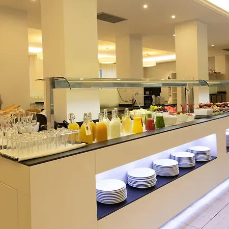 Dwo Les Palmeres Hotel 4*