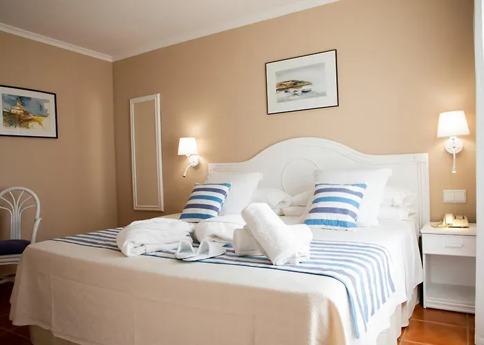 Dwo Les Palmeres Hotel 4*